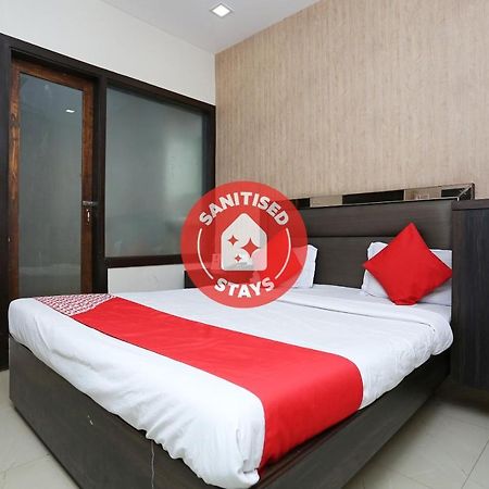 OYO 6325 Hotel Kiran Rāipur Buitenkant foto
