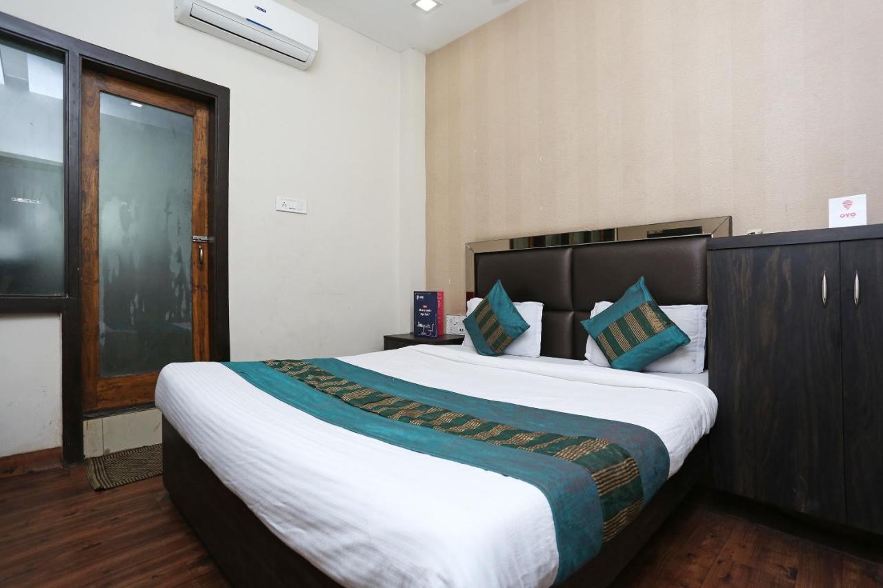 OYO 6325 Hotel Kiran Rāipur Buitenkant foto